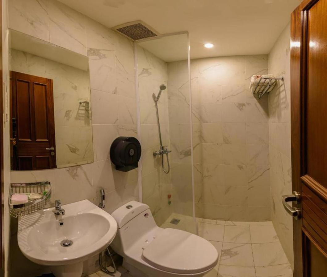 Nu Hotel - 18 Bui Vien Walkstreet Ho Chi Minh City Exterior photo